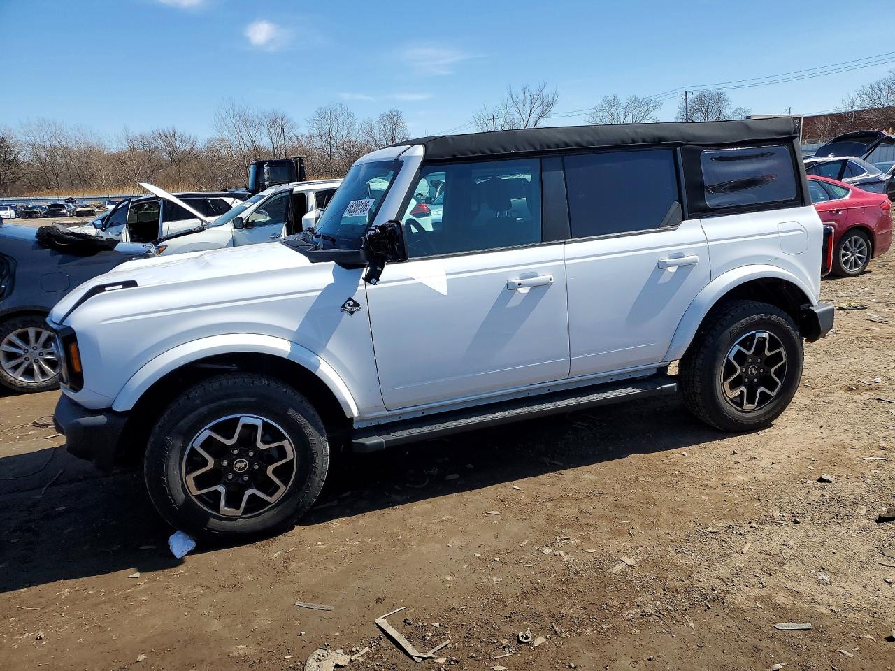 Salvage Ford Bronco Image