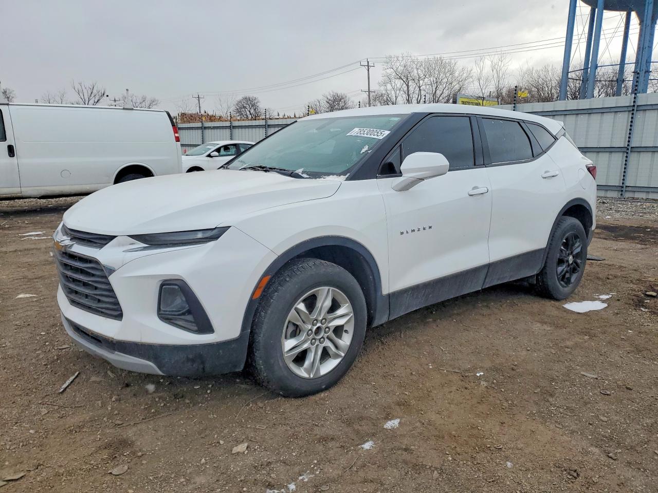 Salvage Chevrolet Blazer Image