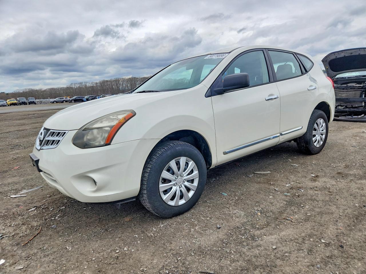 Salvage Nissan Rogue Image