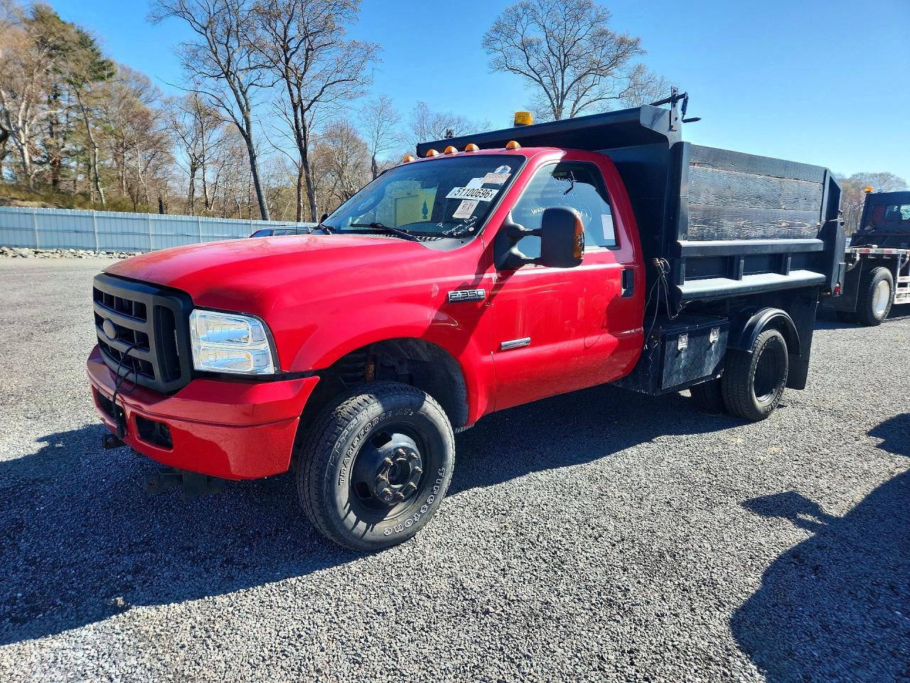 Salvage Ford F-350 Image