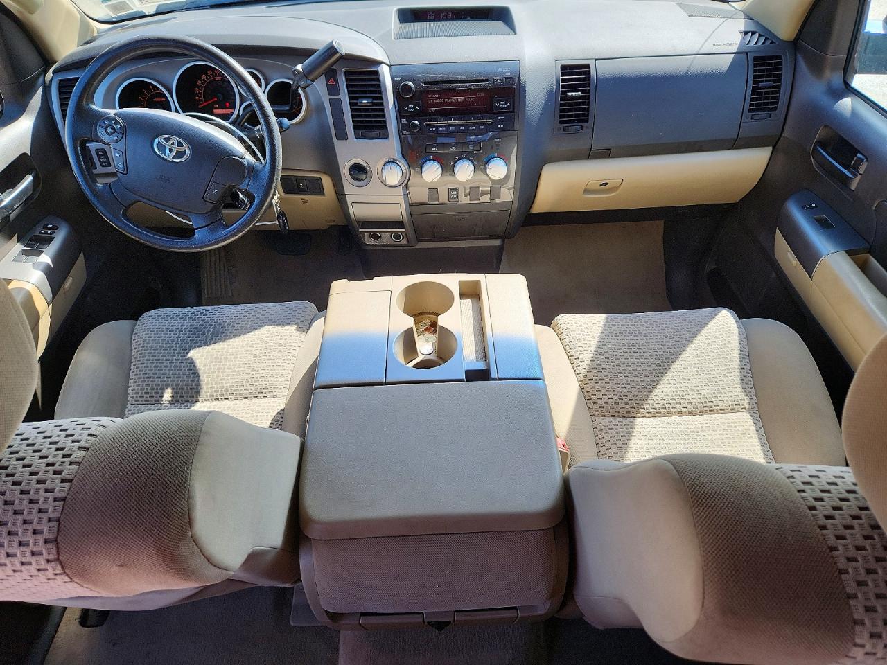 Toyota Tundra Double Cab Sr5