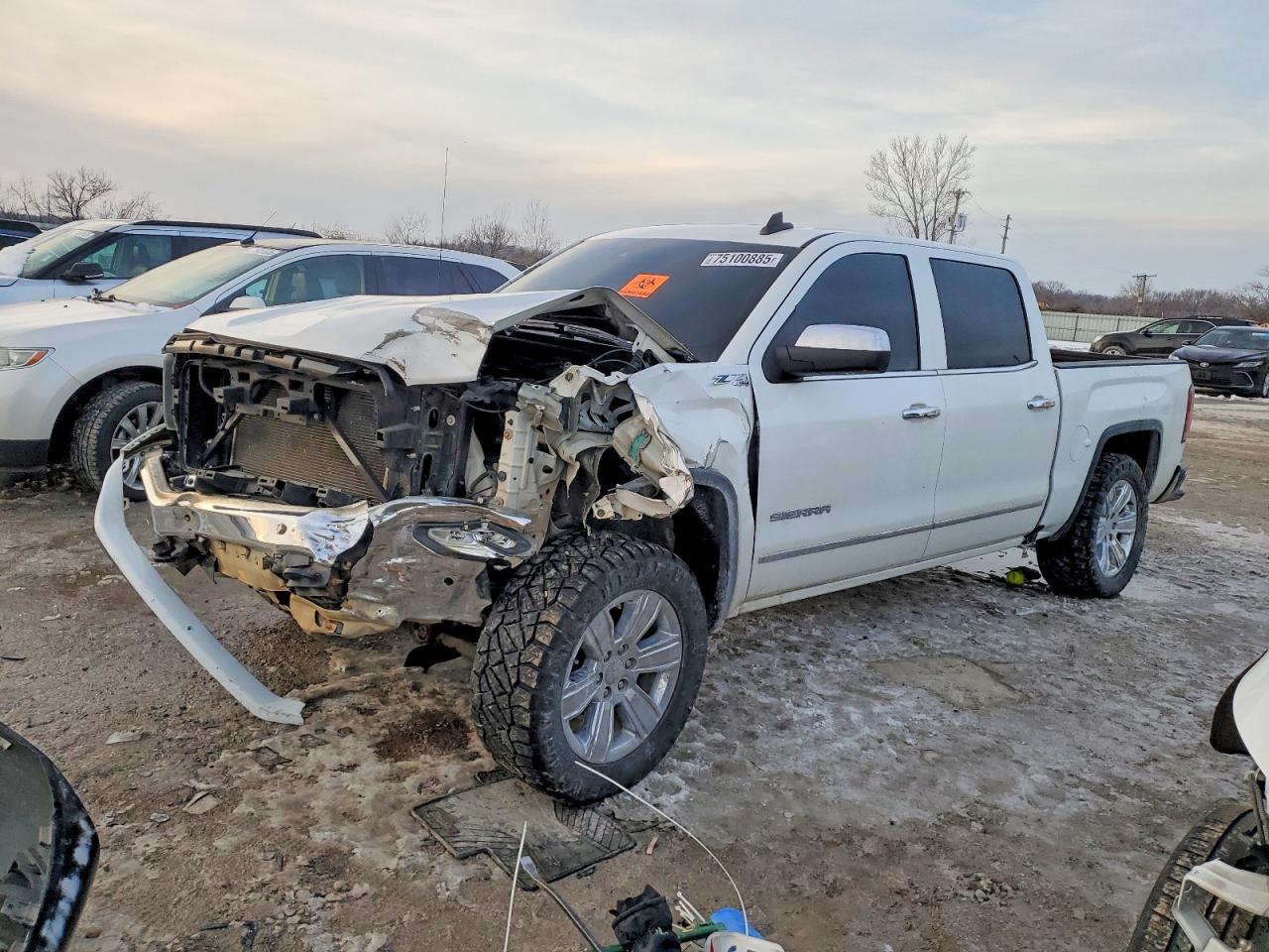Salvage GMC Sierra Image