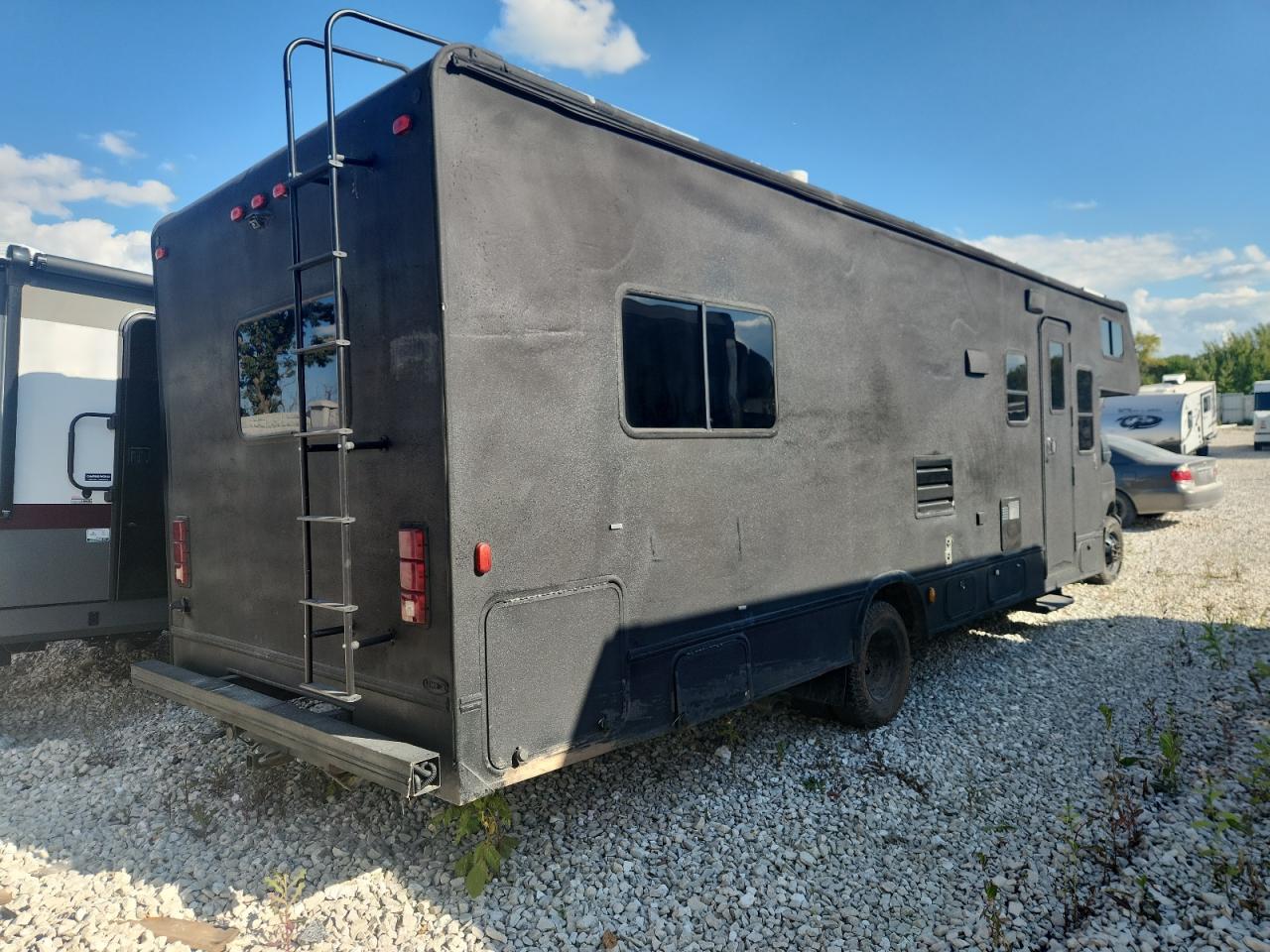 Forest River Econoline E450 Super Duty Cutaway Van