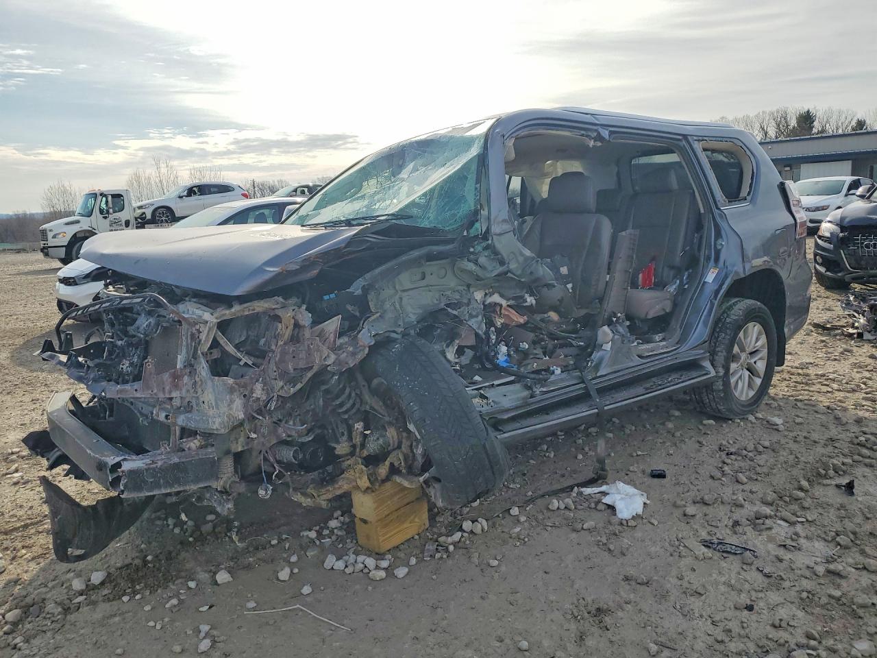 Salvage Lexus Gx Image