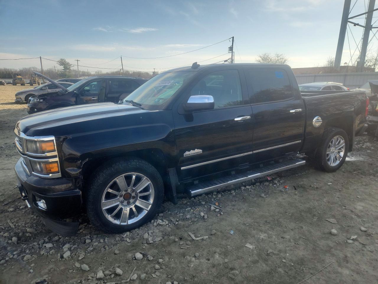 Salvage Chevrolet Silverado Image