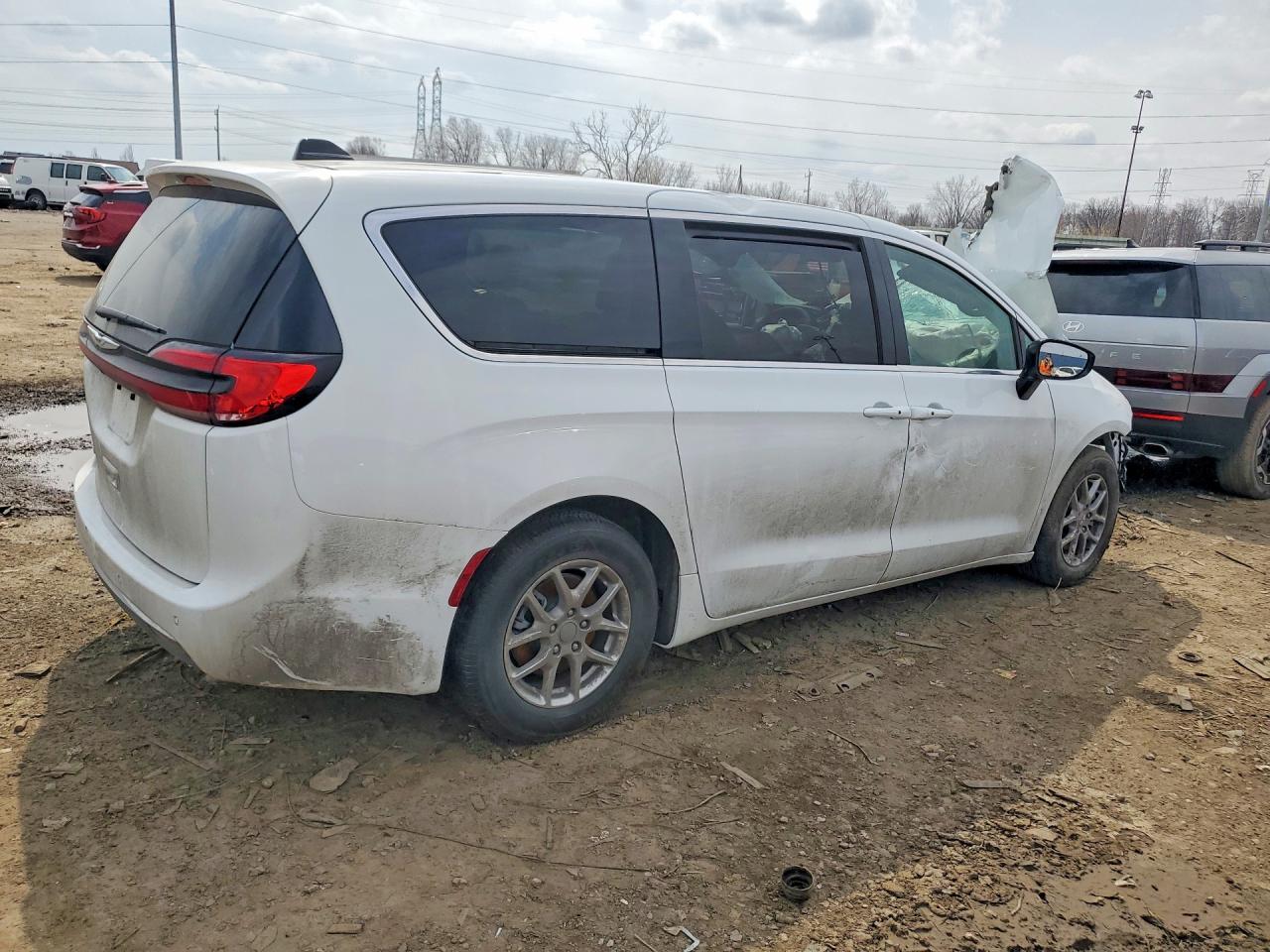 Chrysler Pacifica Select