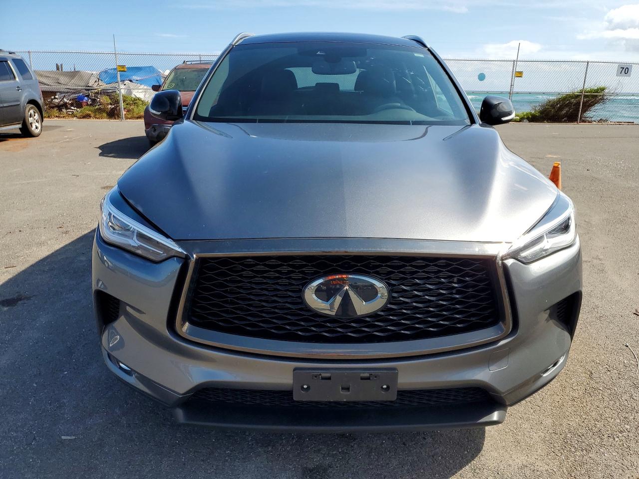 INFINITI Qx Luxe