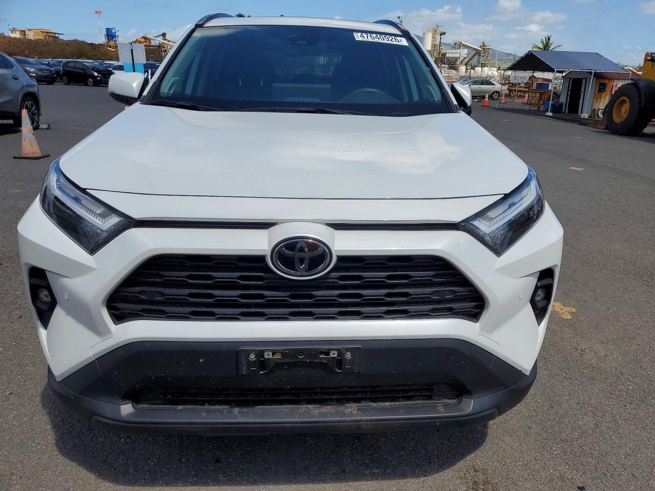 Toyota RAV4 Xle Premium