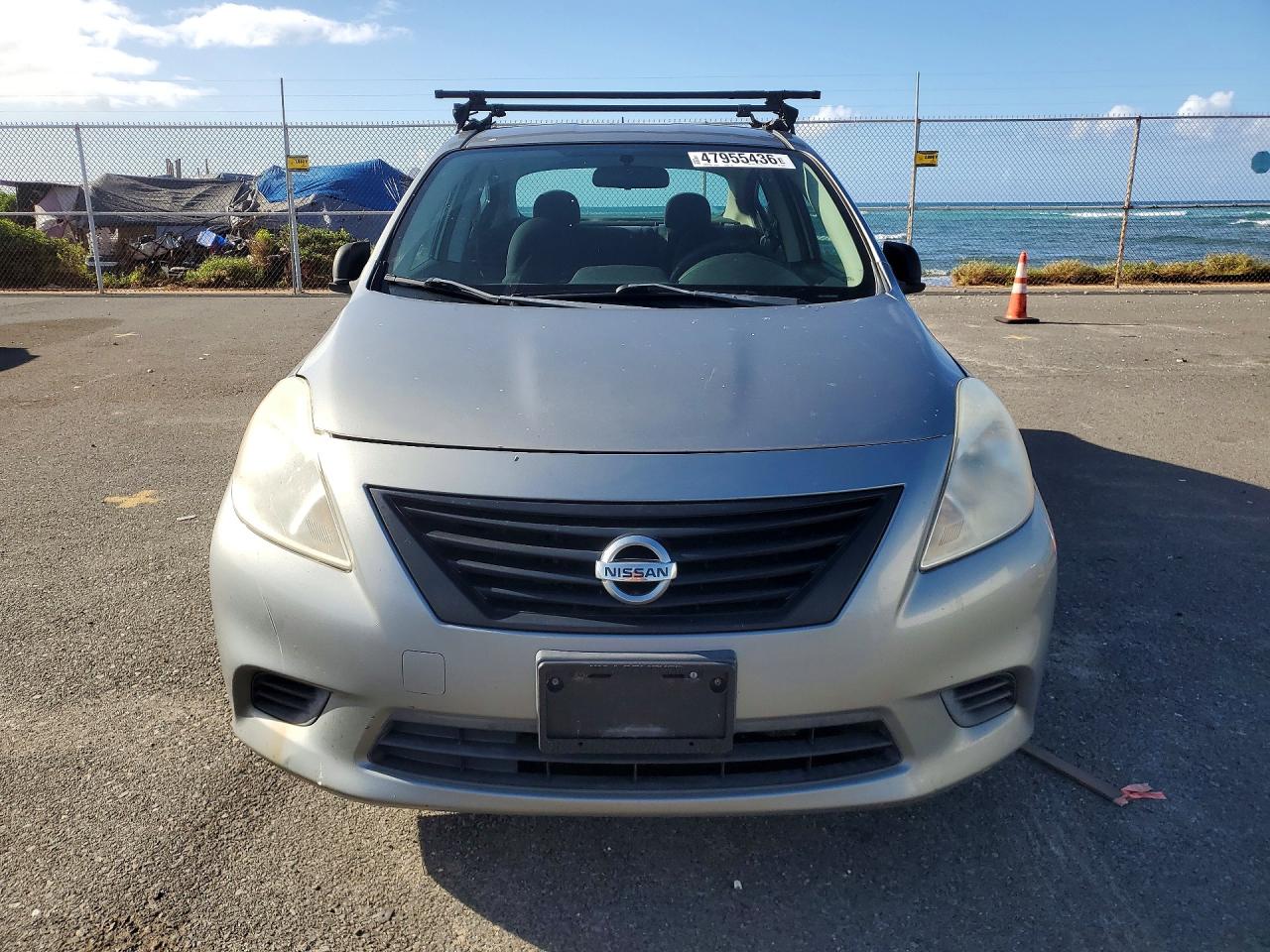 Nissan Versa 1.6 S Plus