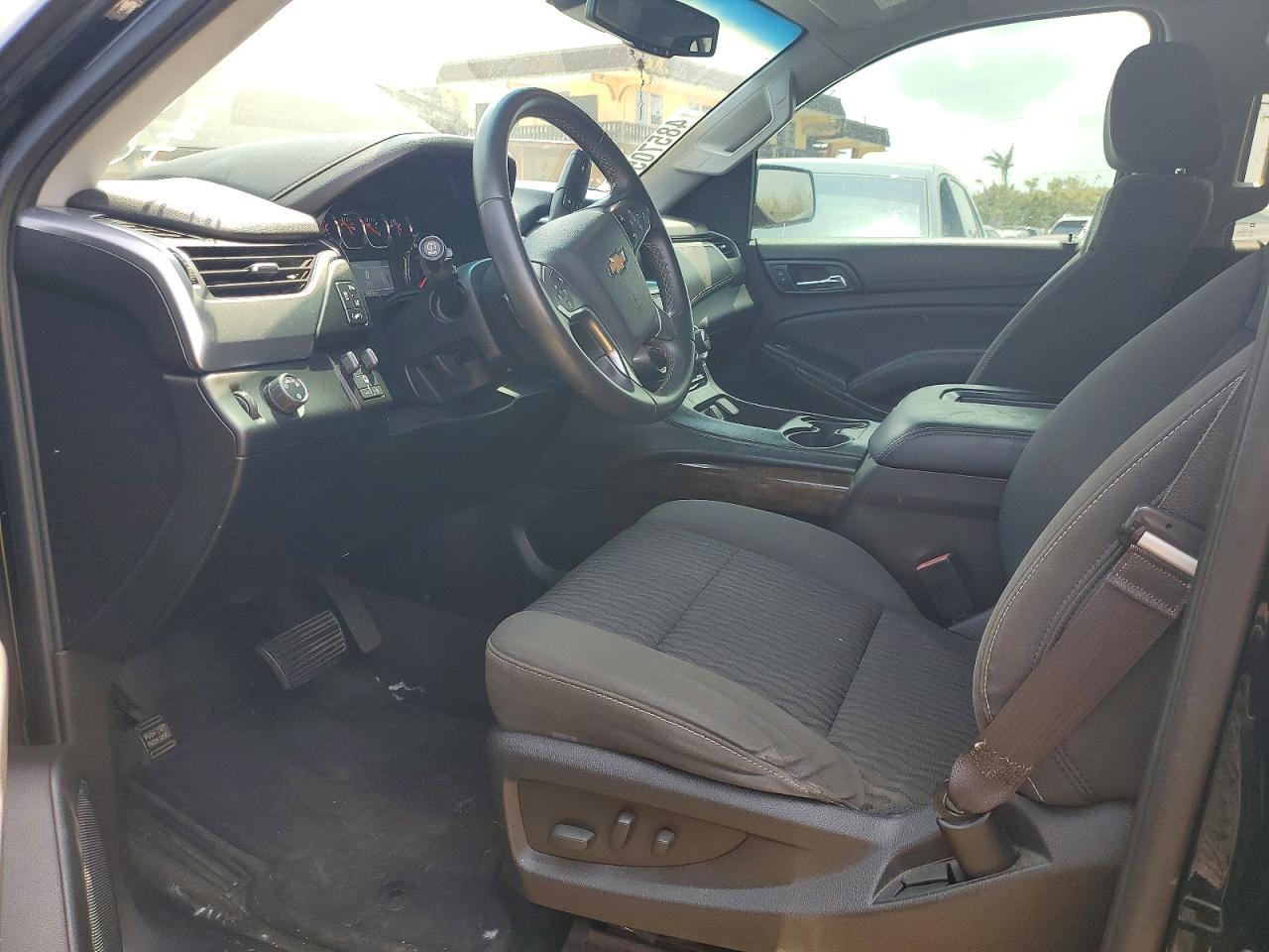 Chevrolet Tahoe C1500 Ls