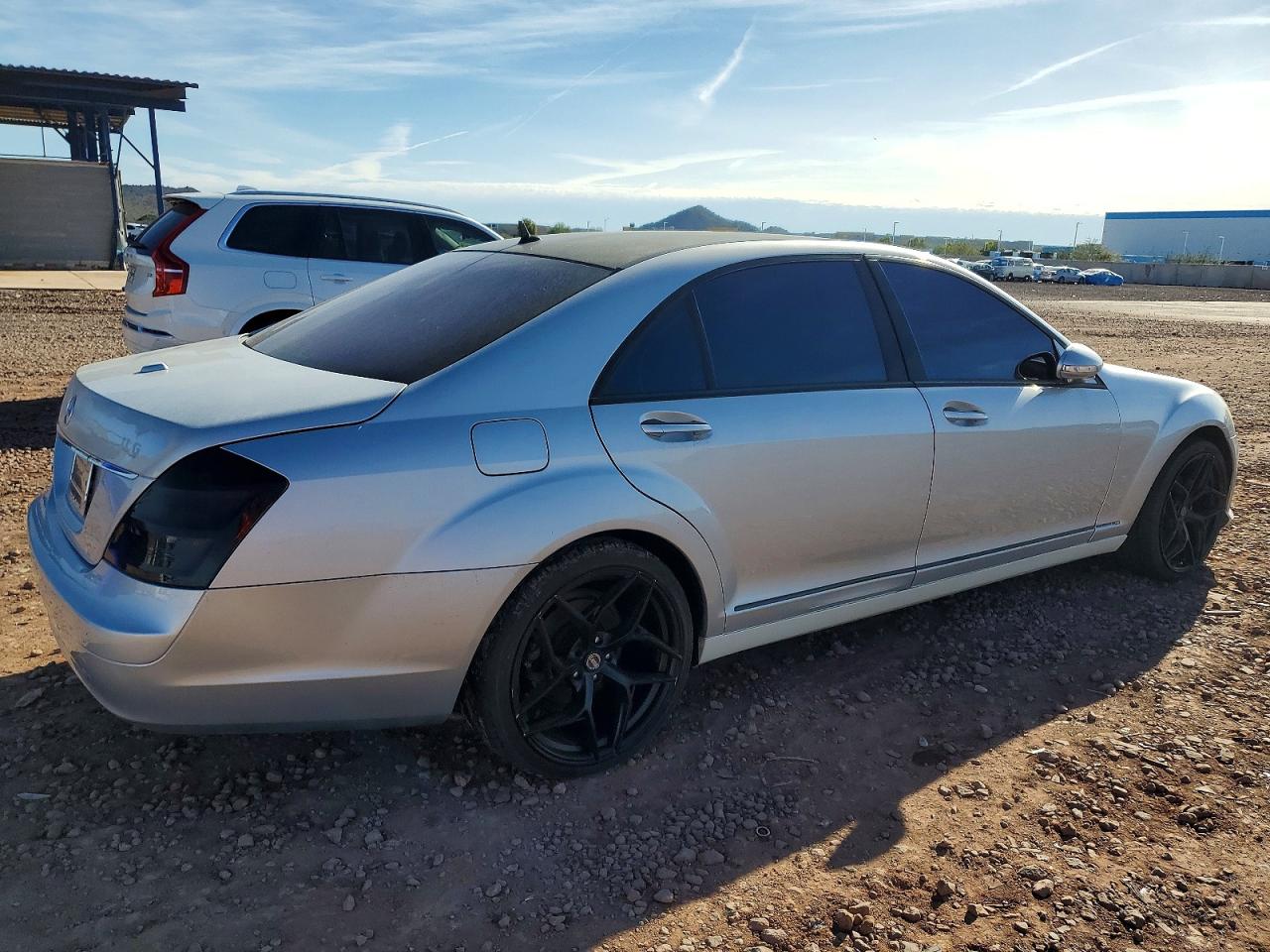 Mercedes-Benz S-Class 550