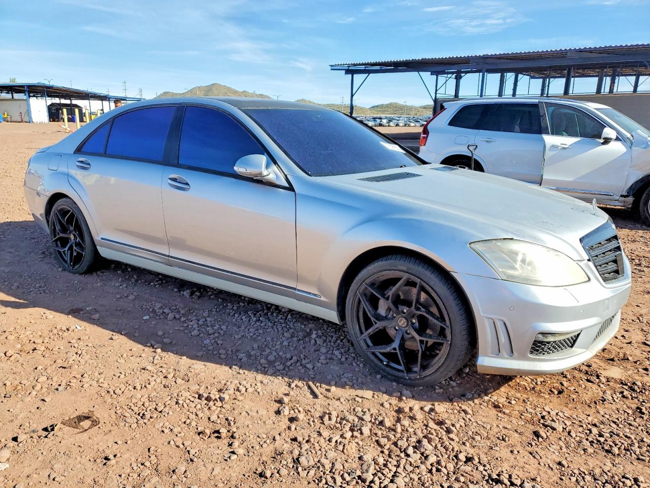 Mercedes-Benz S-Class 550