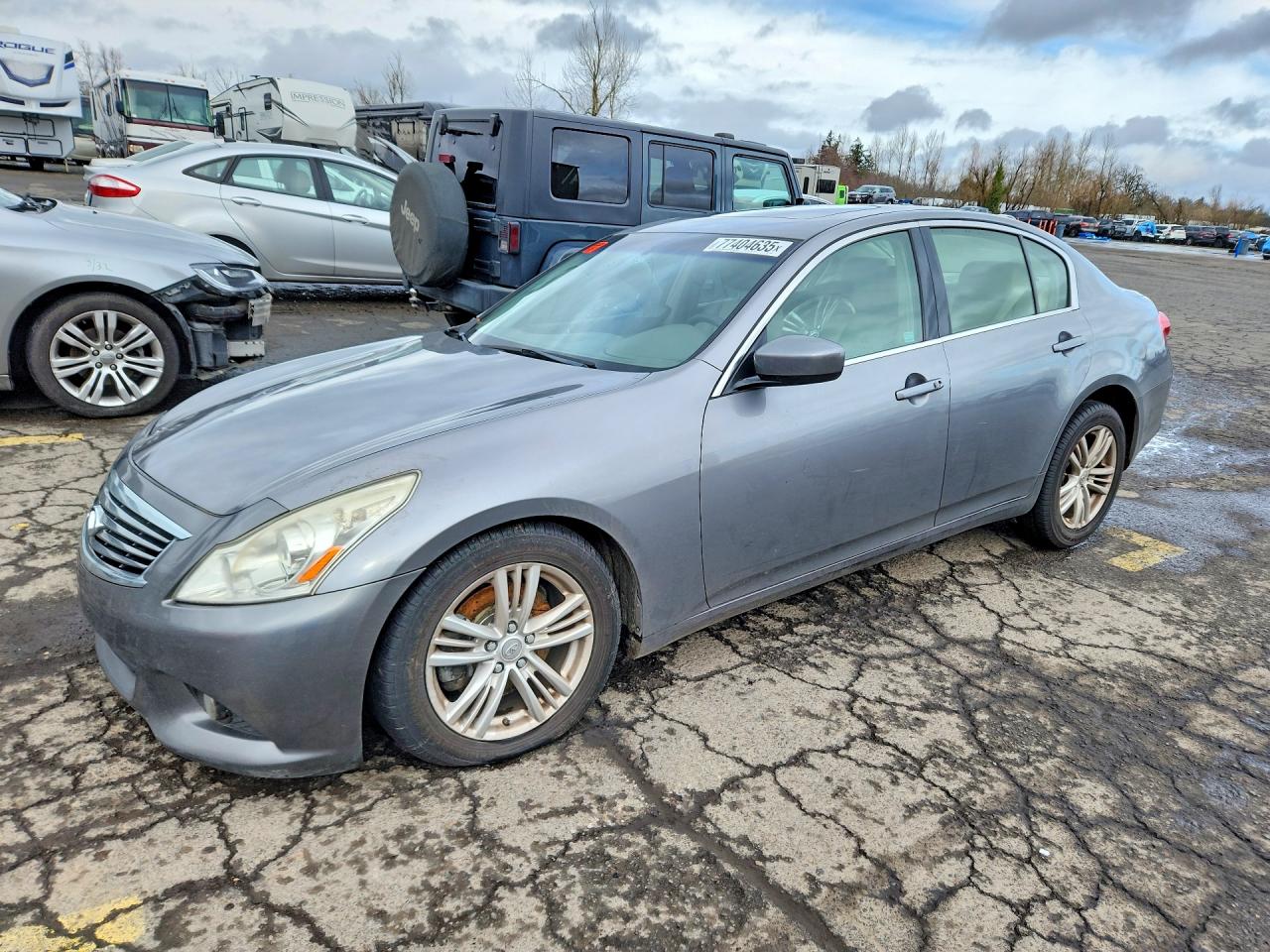 Salvage INFINITI G37 Image