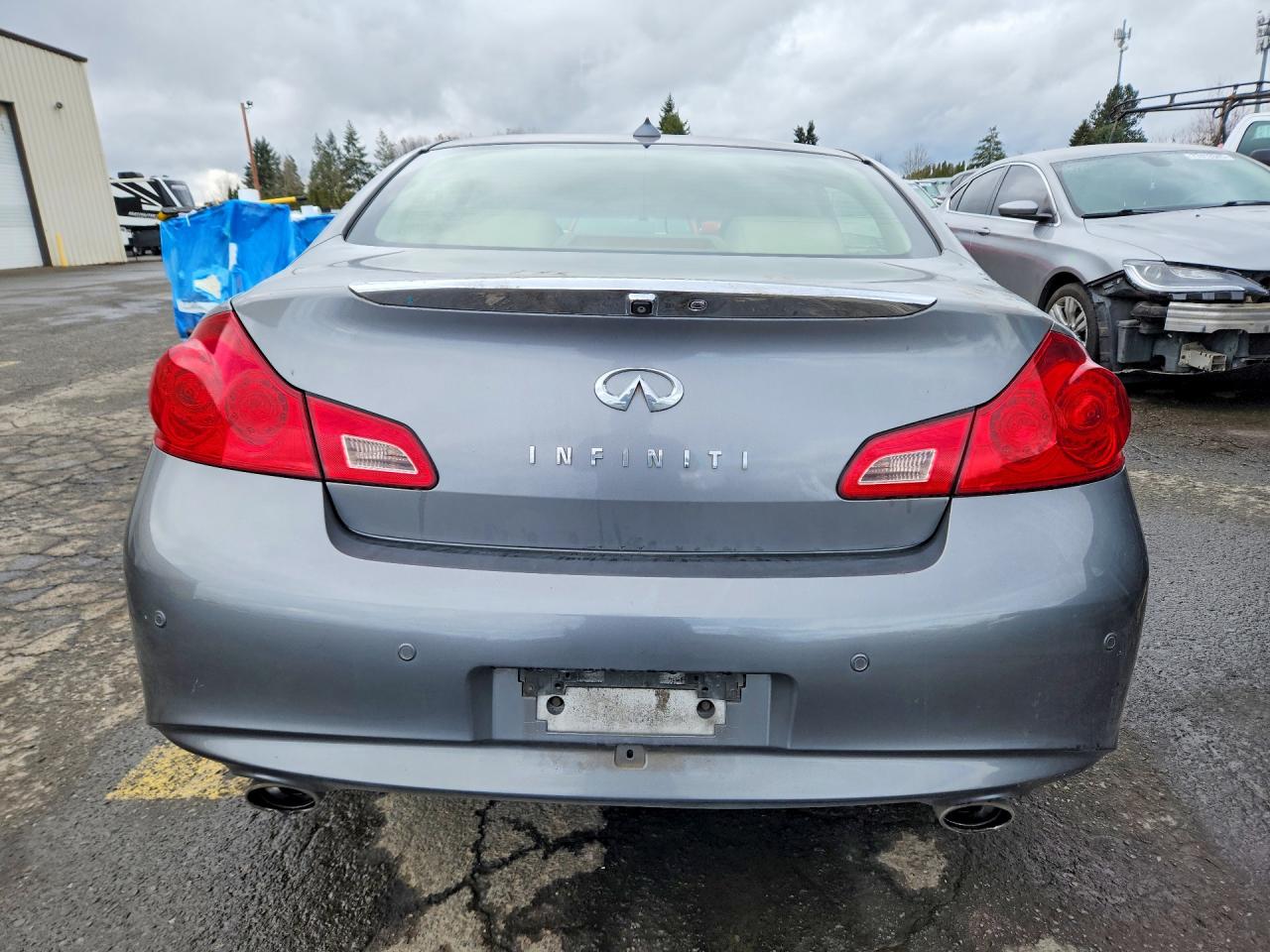INFINITI G37