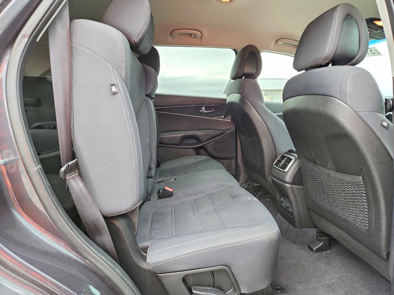 Kia Sorento Lx V6