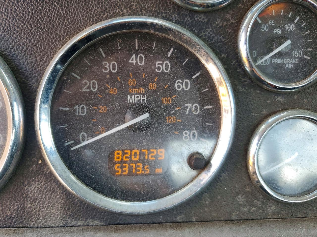 Peterbilt 365