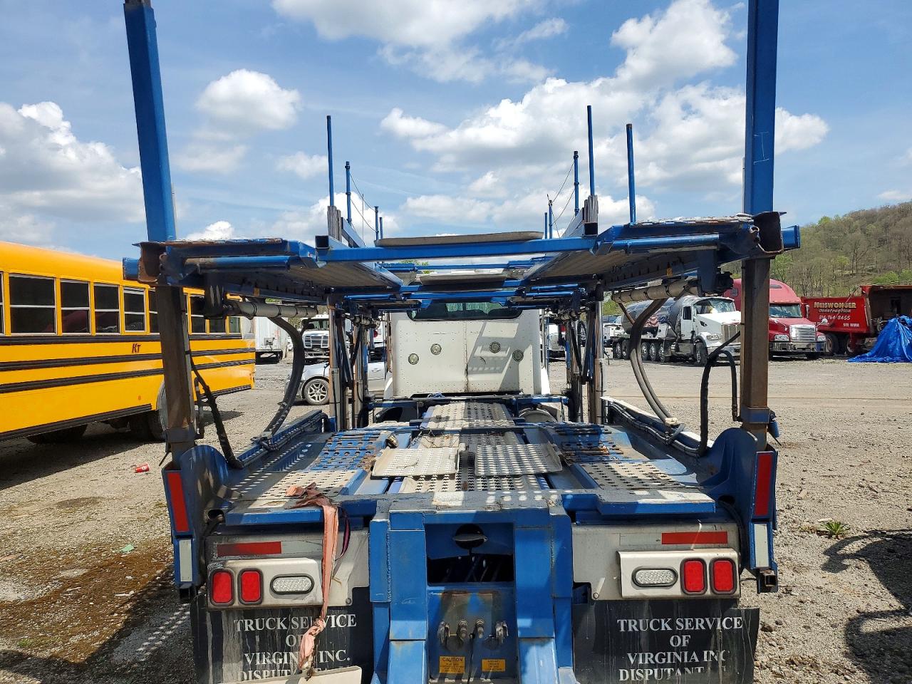 Peterbilt 365