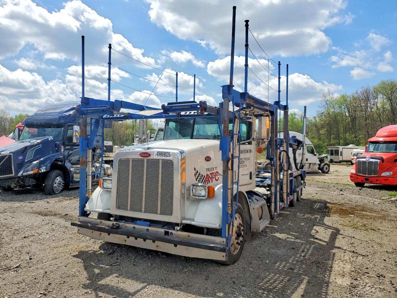 Peterbilt 365