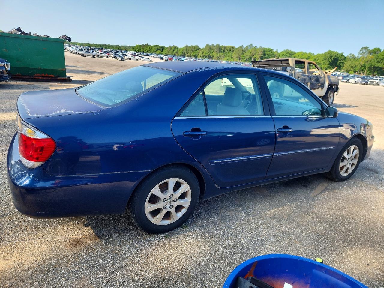 Toyota Camry Xle V6