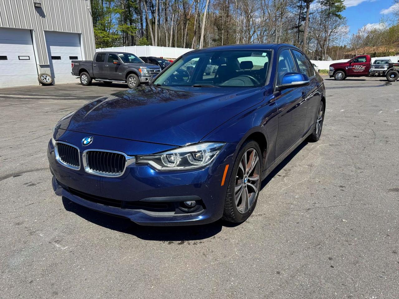 Salvage BMW 3 Series Image