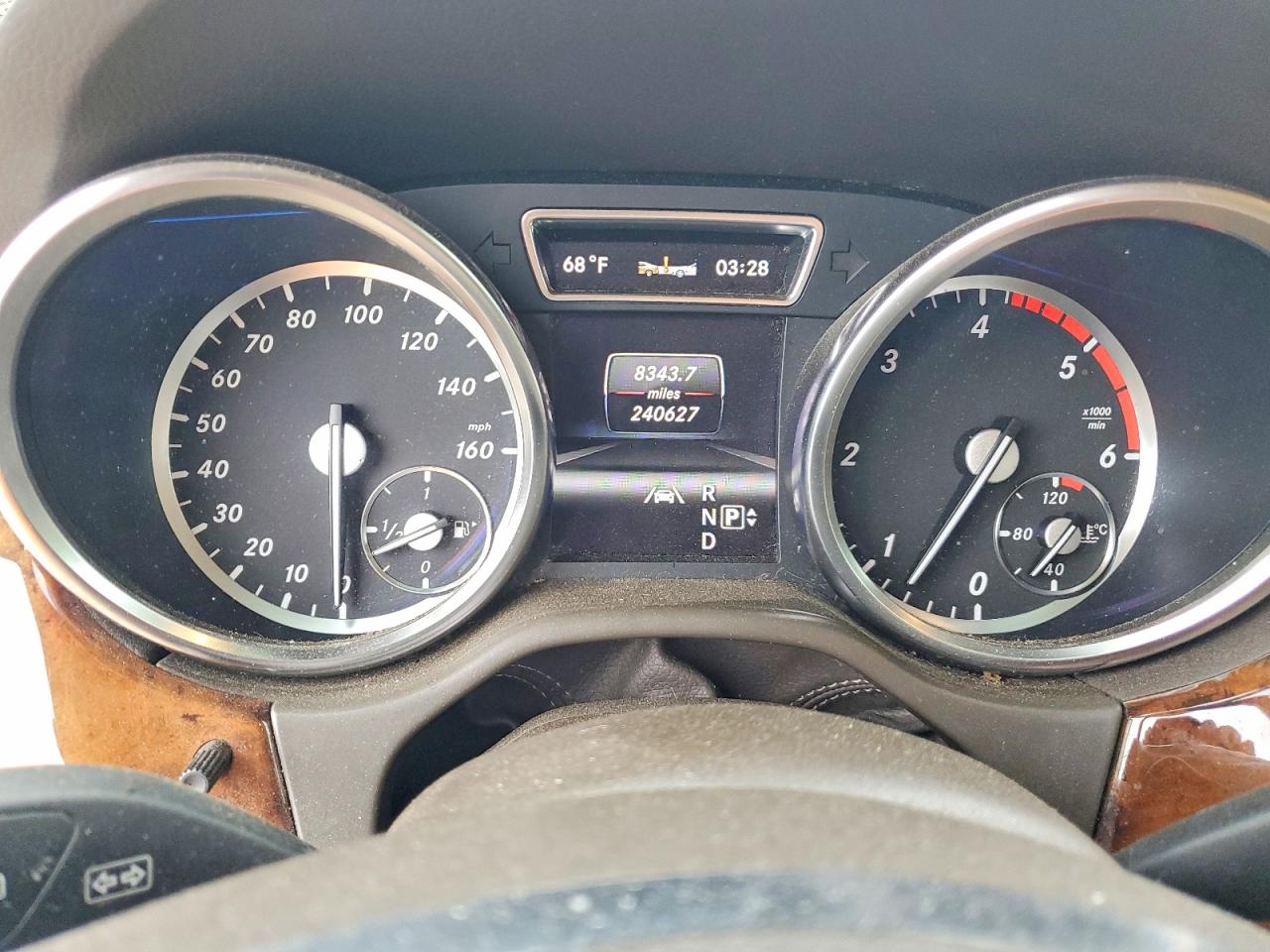 Mercedes-Benz M-Class 350 Bluetec