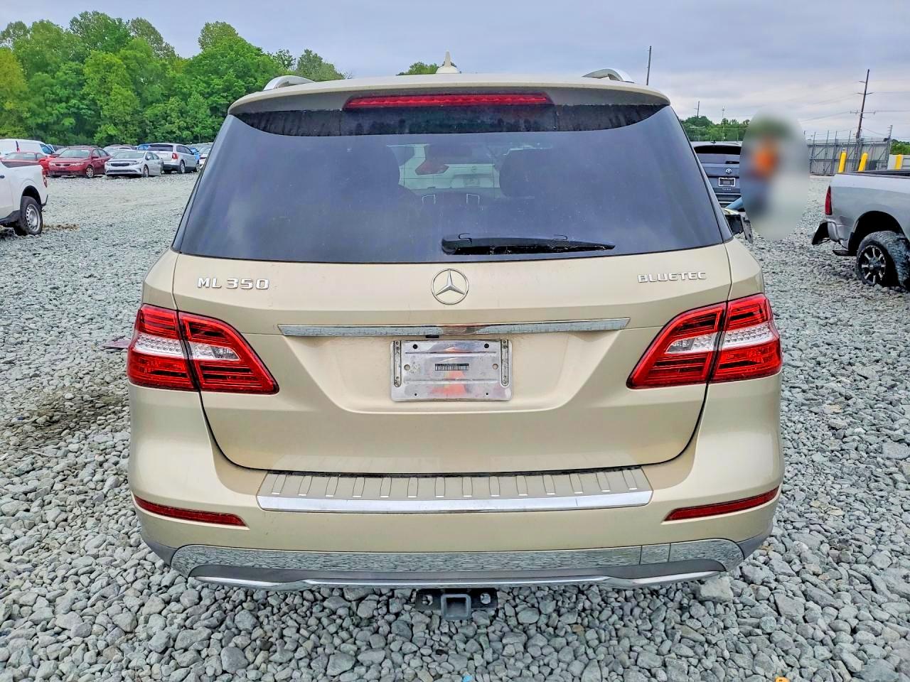 Mercedes-Benz M-Class 350 Bluetec