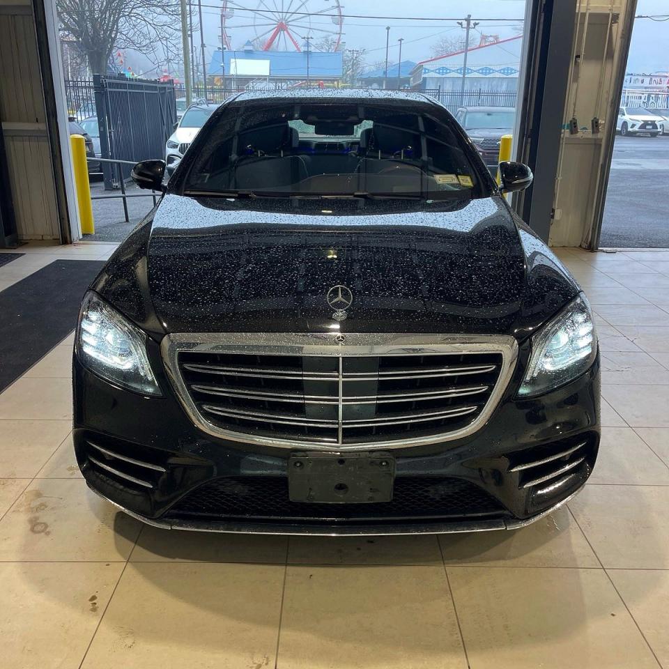 Mercedes-Benz S-Class 560 4matic