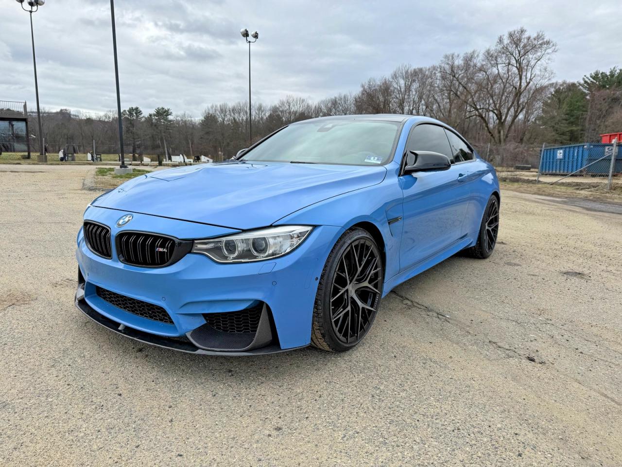 2017 BMW M Series WBS3R9C58HK******