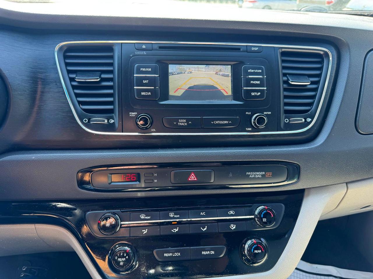 Kia Sedona Lx