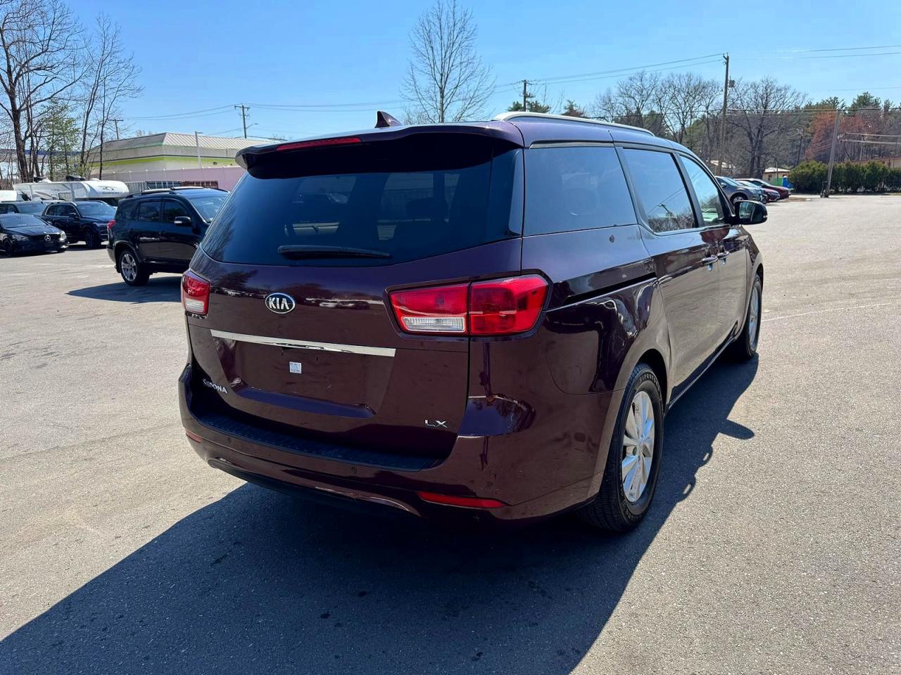 Kia Sedona Lx