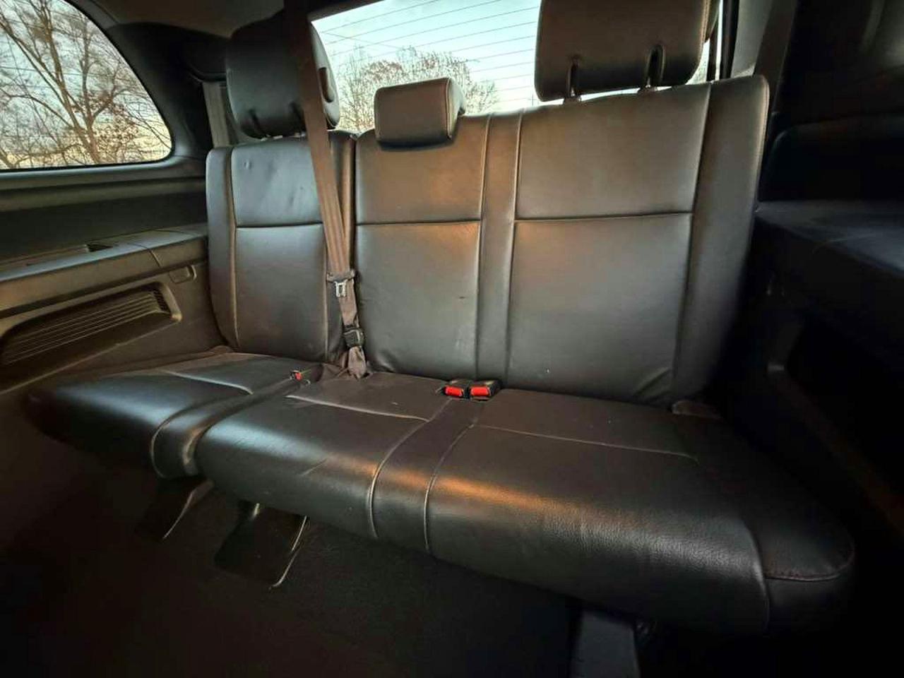 Toyota Sequoia Sr5
