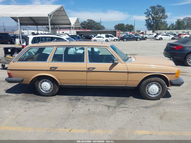 Mercedes-Benz 300