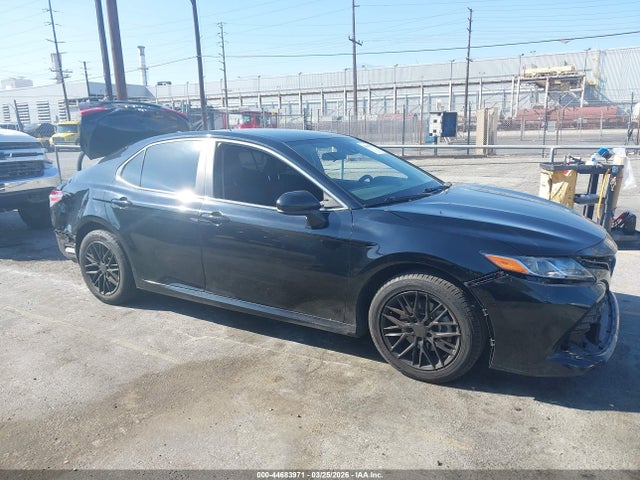 Toyota Camry Le