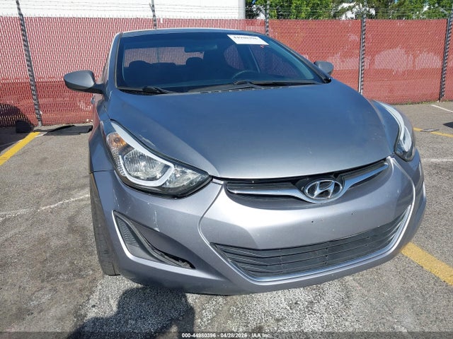 Hyundai ELANTRA Se