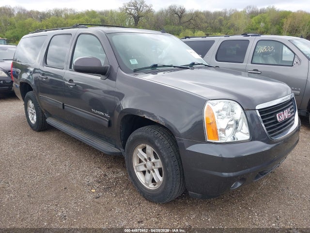 Salvage GMC Yukon Image