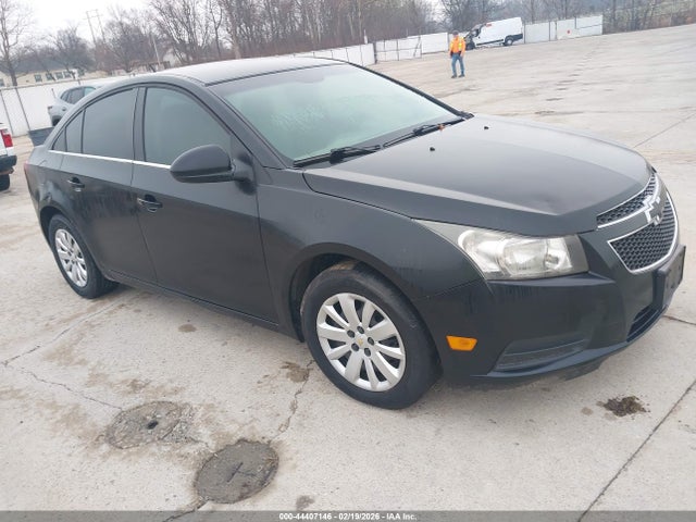 Salvage Chevrolet Cruze Image