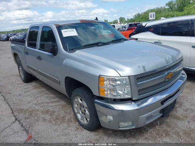 Salvage Chevrolet Silverado 1500 Image