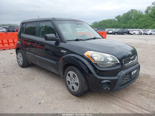 Salvage Kia Soul Image