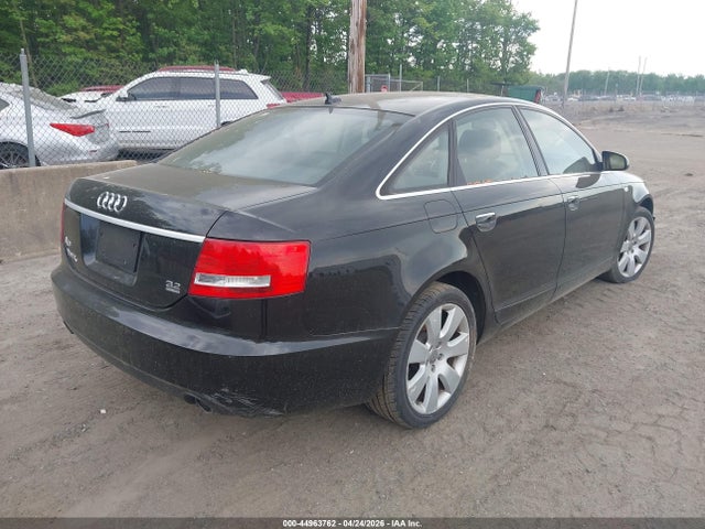 Audi A6 3.2