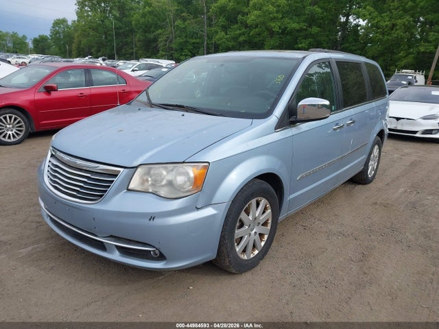 Chrysler Town & Country Touring-l