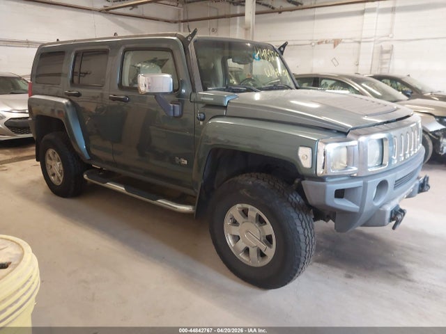 Salvage HUMMER H3 Image