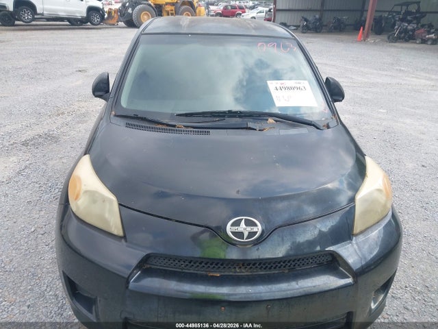 Scion xD