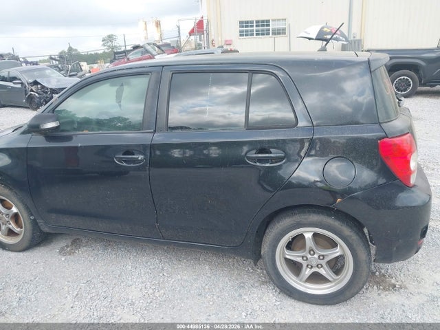 Scion xD