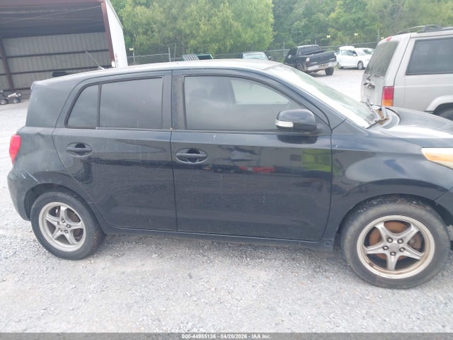 Scion xD