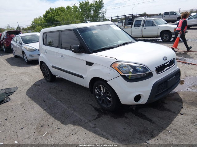 Salvage Kia Soul Image