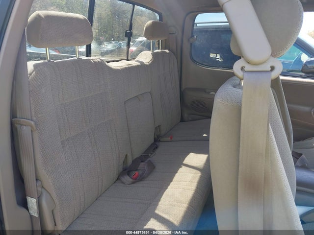 Toyota Tundra Sr5 V8