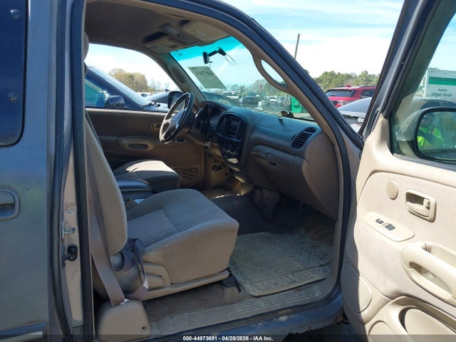 Toyota Tundra Sr5 V8