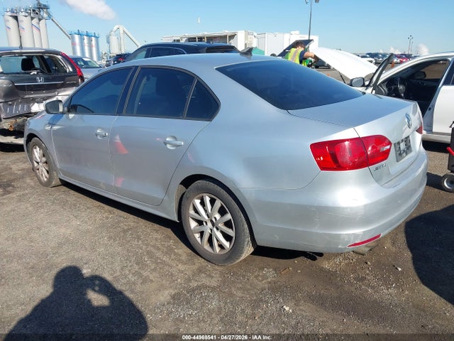 Volkswagen Jetta 1.8t Se