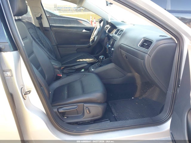 Volkswagen Jetta 1.8t Se