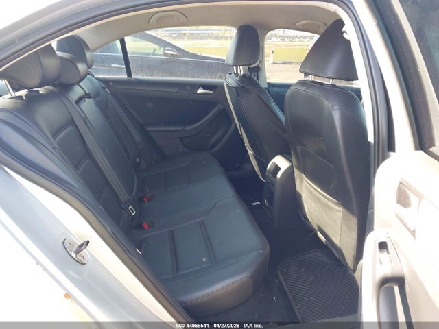 Volkswagen Jetta 1.8t Se